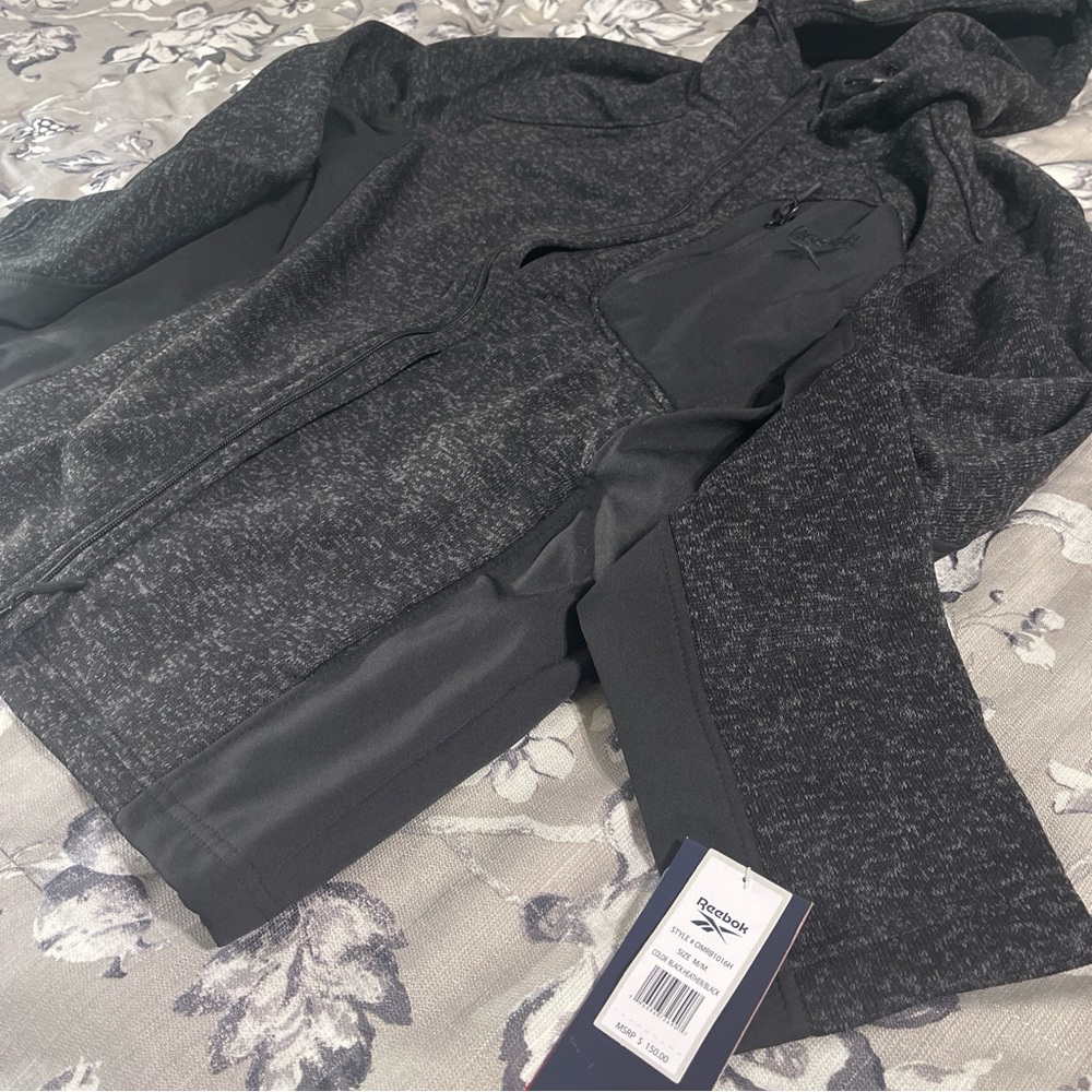Reebok jacket medium size black